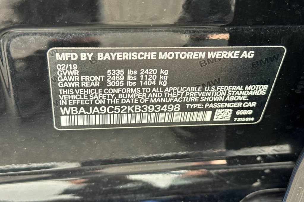 Used 2019 BMW 530e w/ Convenience Package image 36