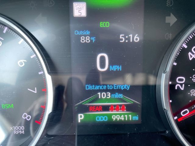 Used 2022 Toyota RAV4 XLE image 26