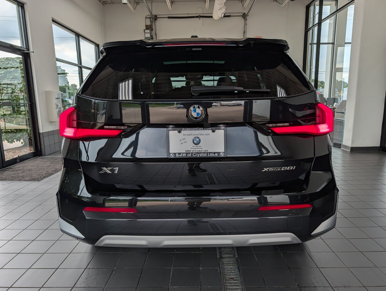 Used 2026 BMW X1 xDrive28i w/ Technology Package AWD/4WD image 3