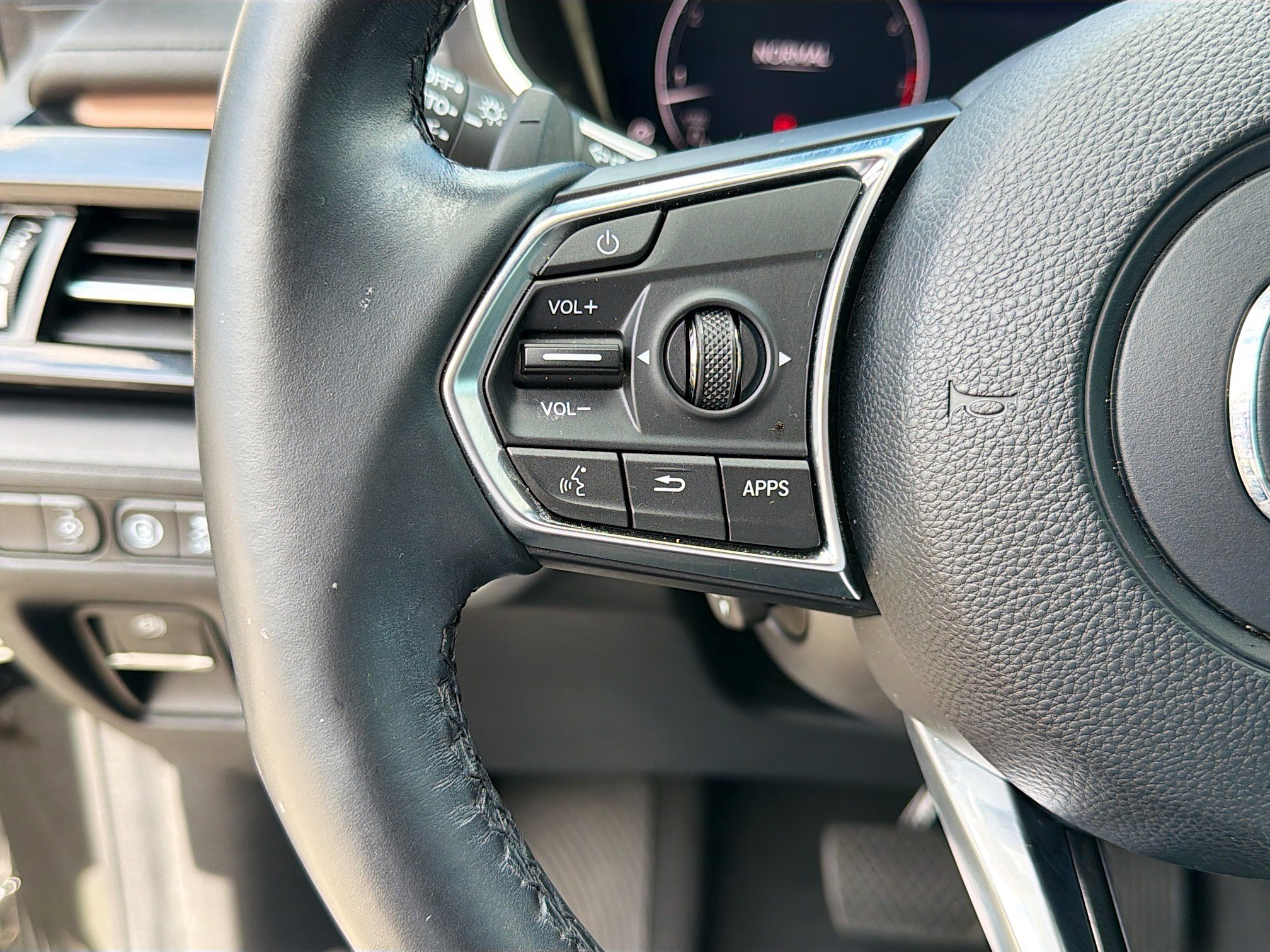 Used 2022 Acura MDX FWD w/ Technology Package image 37