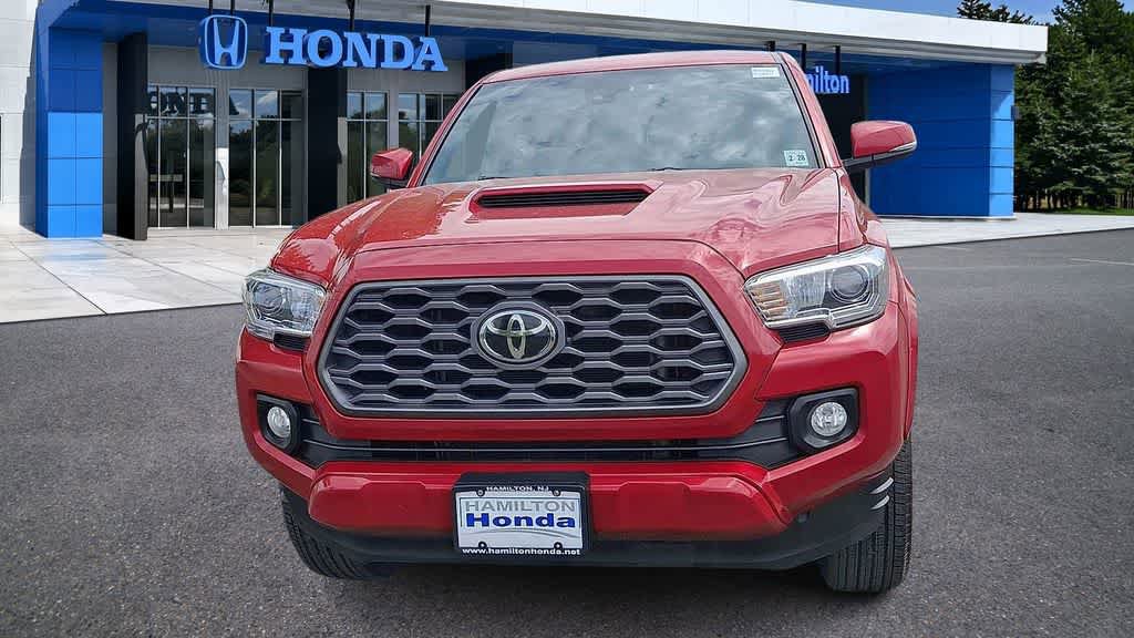 Used 2023 Toyota Tacoma TRD Sport AWD/4WD image 3