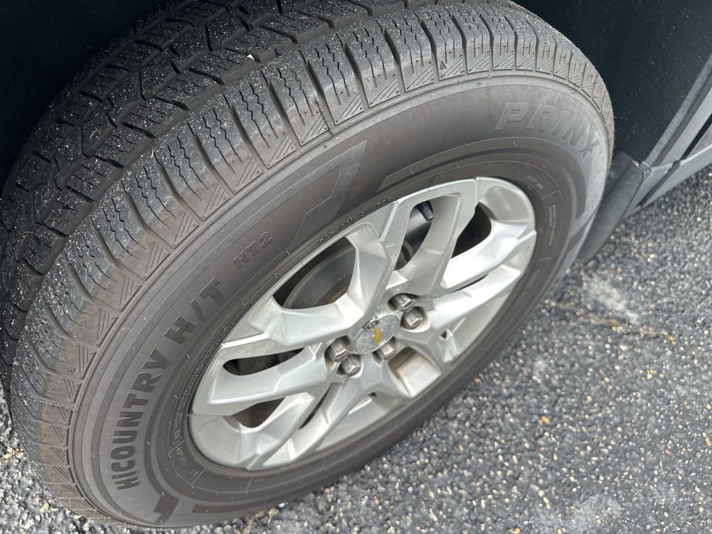 Used 2019 Chevrolet Traverse LS image 7