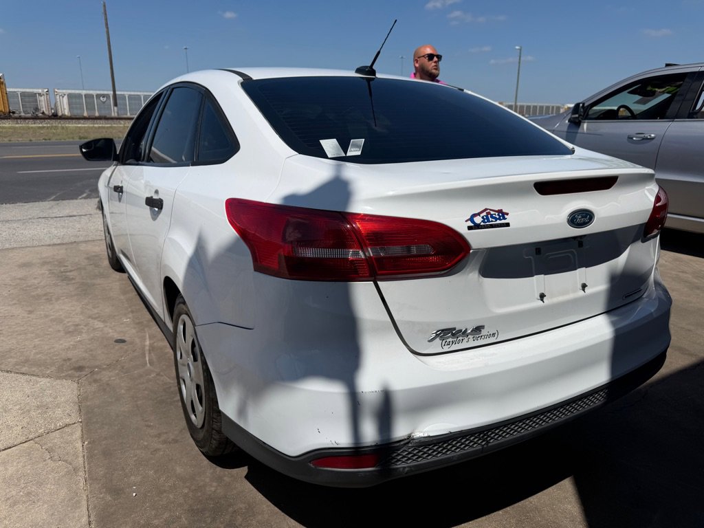 Used 2016 Ford Focus S image 30