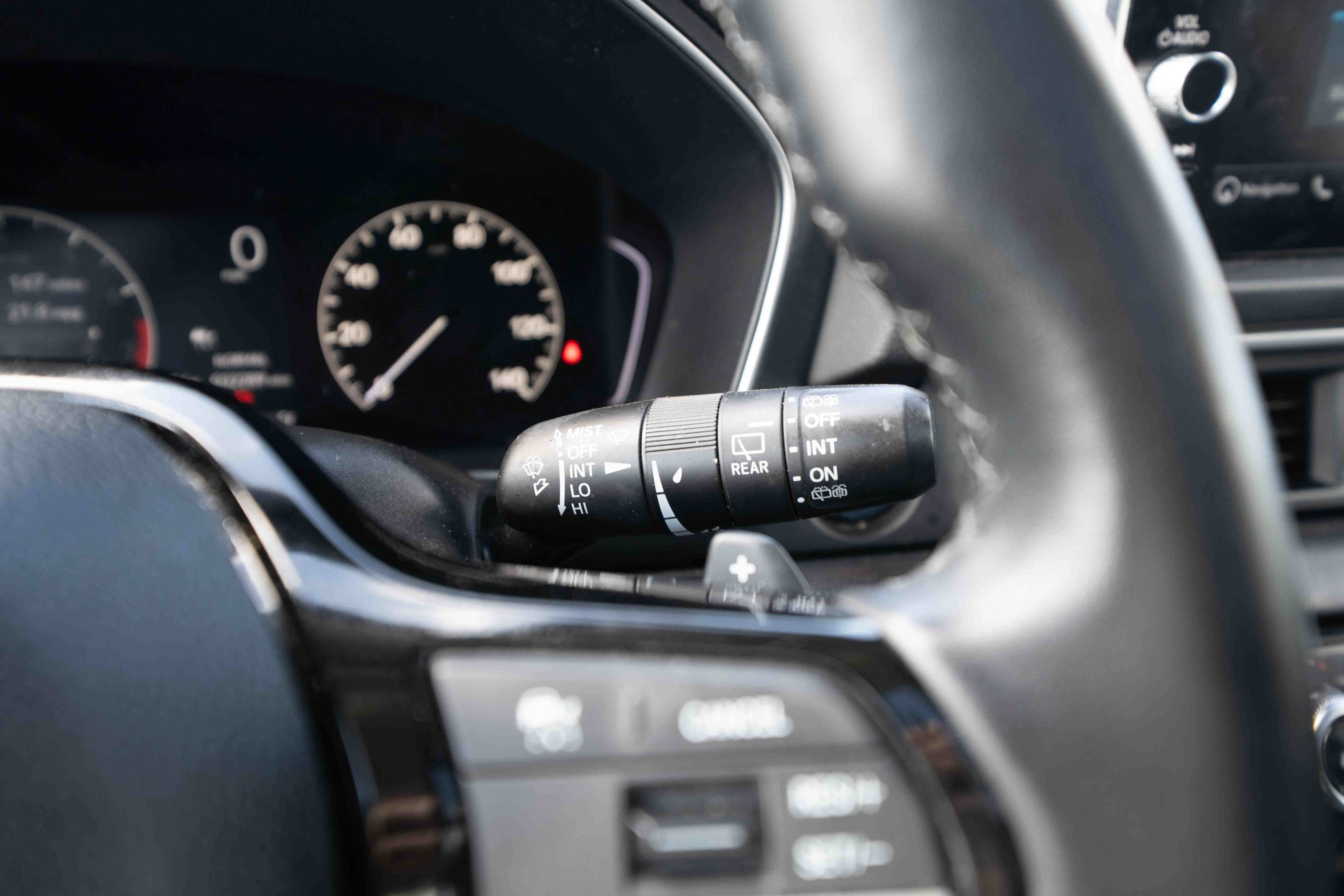 Used 2025 Honda Pilot Touring image 14