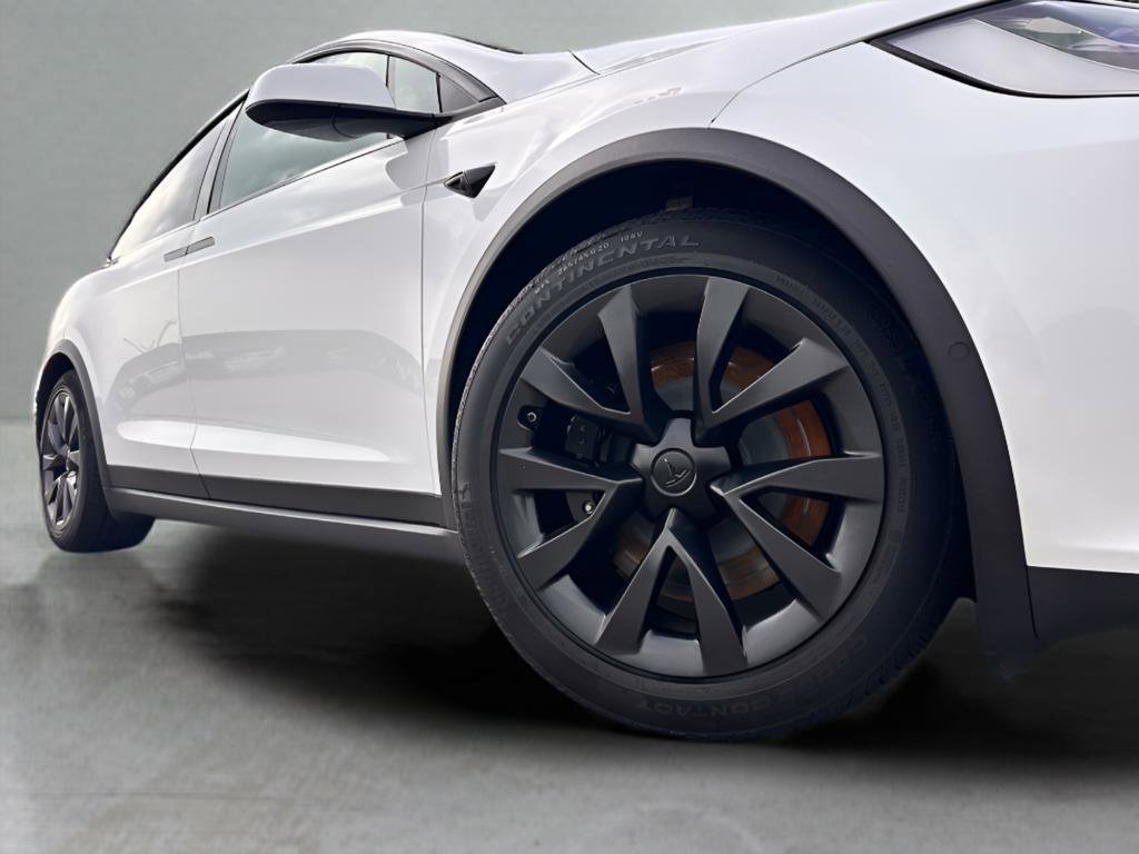 Used 2023 Tesla Model X AWD/4WD image 32