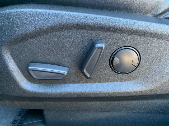 Used 2022 Ford Edge SEL image 12