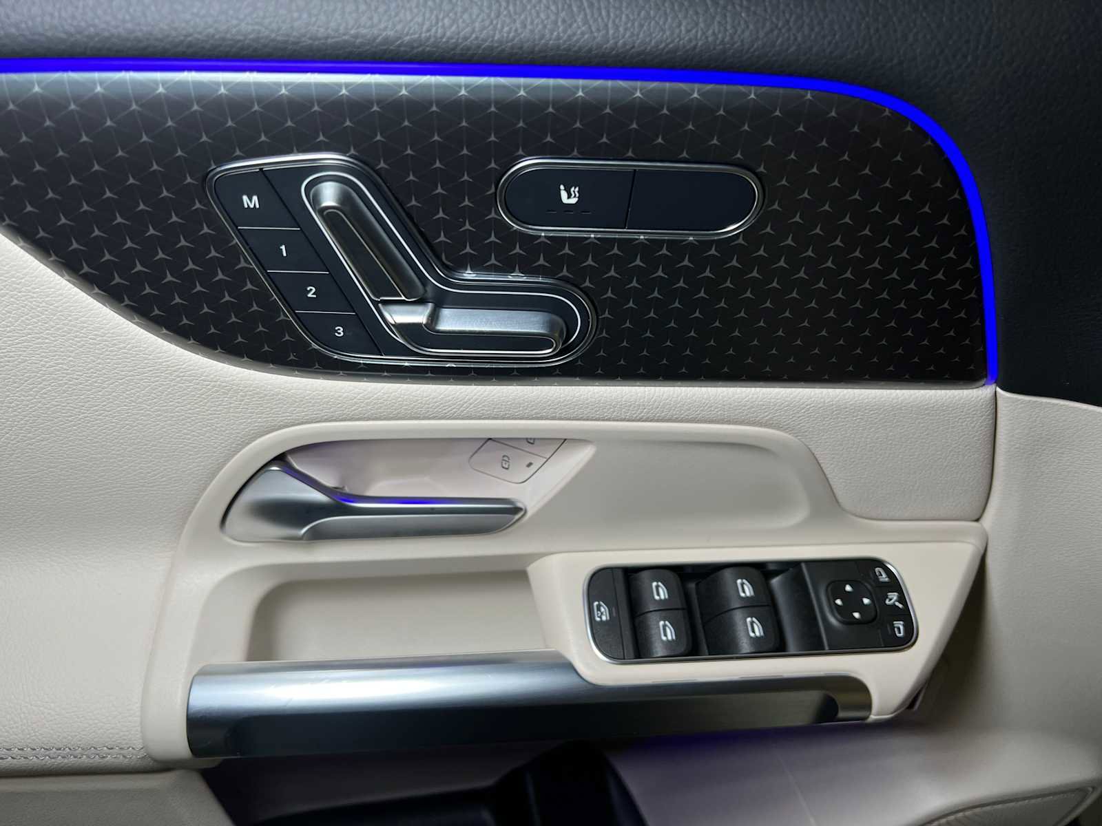 Certified 2025 Mercedes-Benz GLB 250 GLB 250 image 20