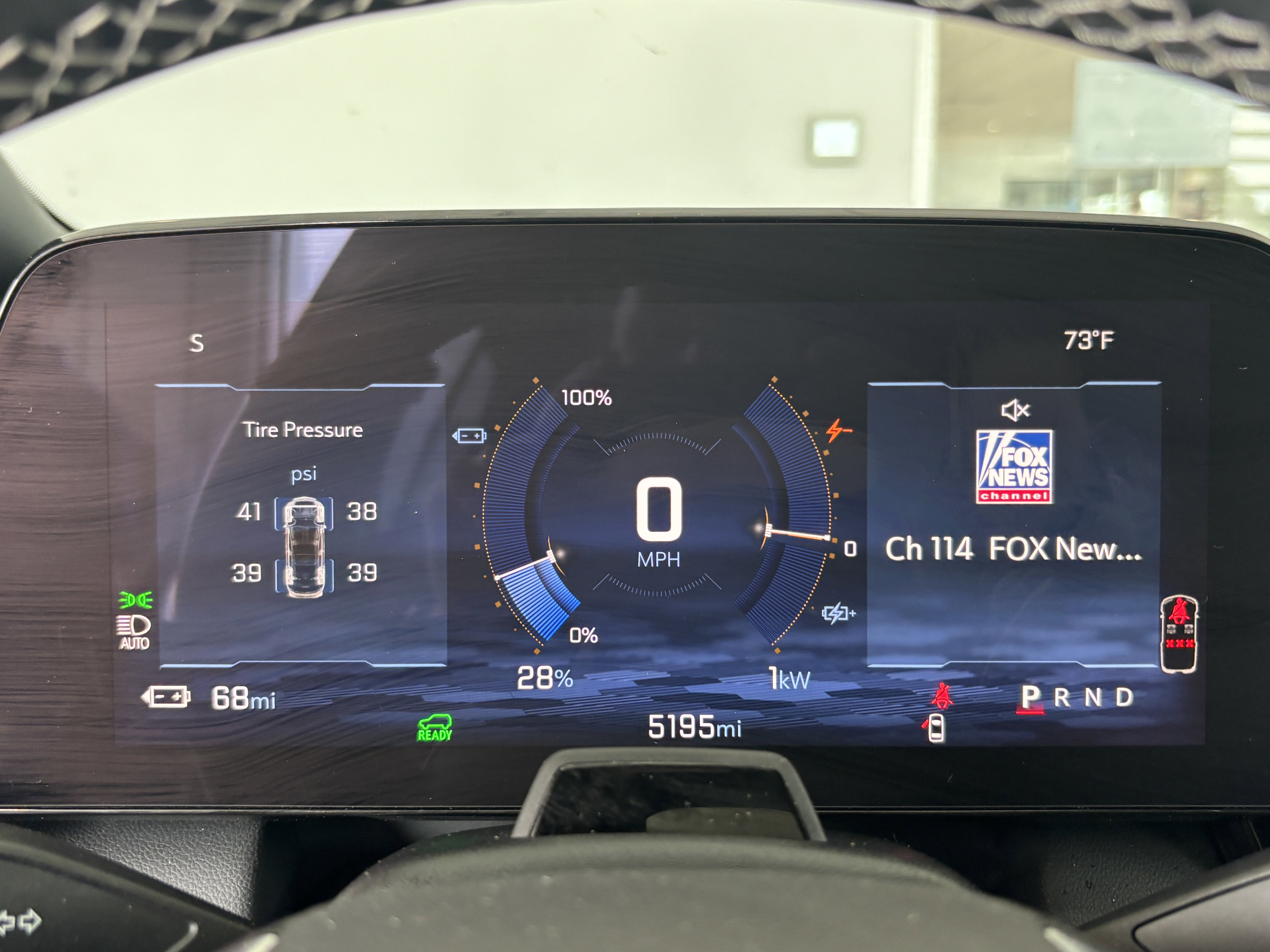 Used 2025 Chevrolet Equinox EV LT w/ Convenience Package II AWD/4WD image 10