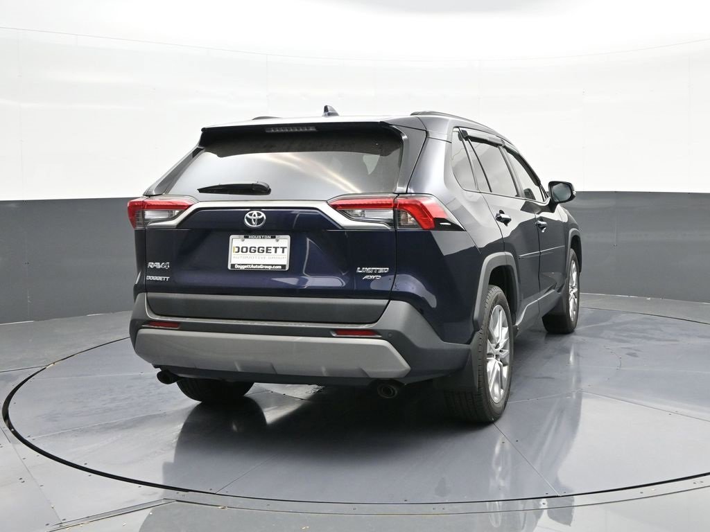 Used 2024 Toyota RAV4 Limited image 11