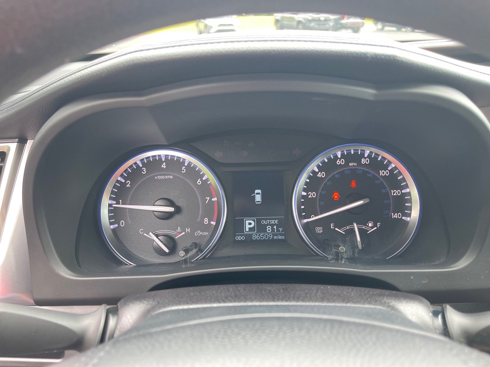 Used 2016 Toyota Highlander LE FWD image 4