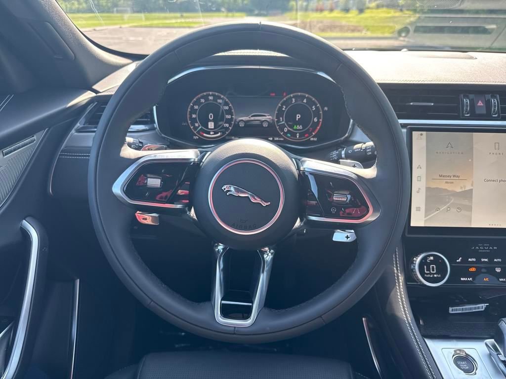 New 2026 Jaguar F-PACE R-Dynamic S image 33
