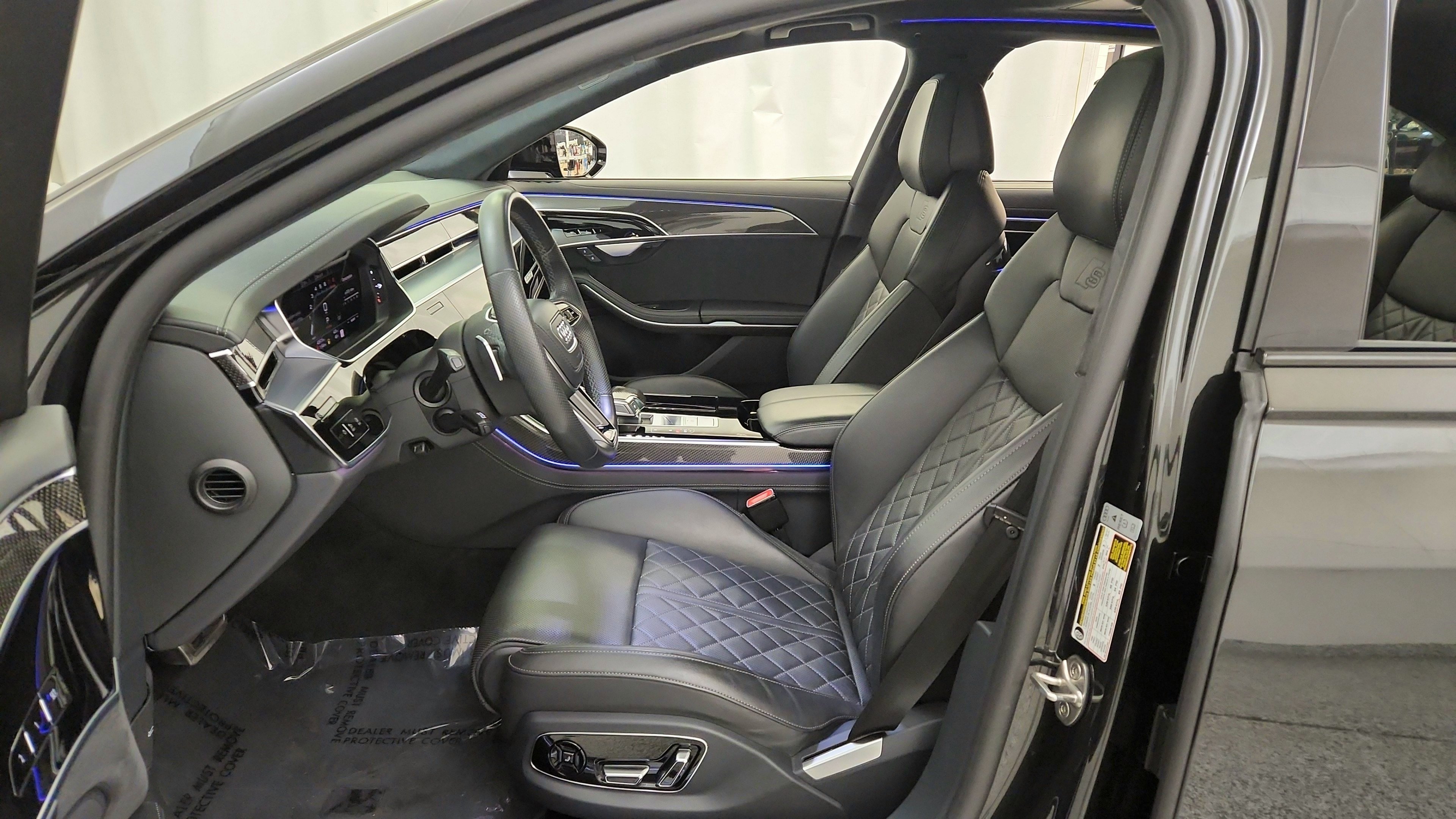 Used 2022 Audi S8 w/ S8 Comfort Plus Package AWD/4WD image 19