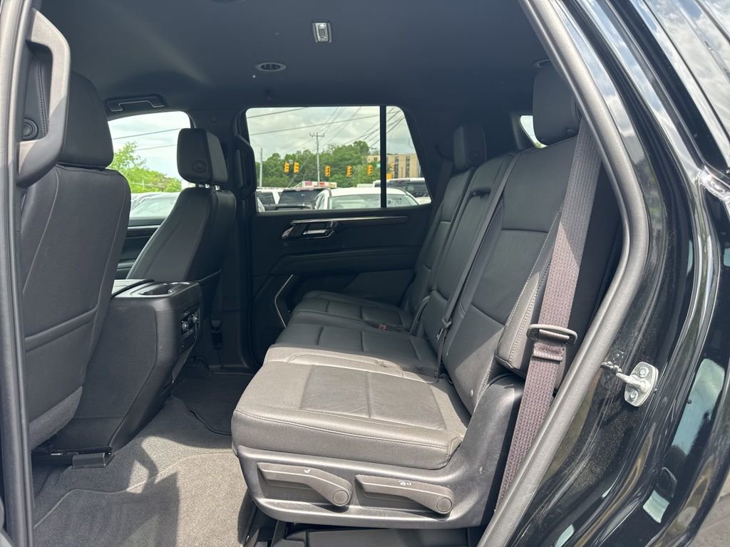 Used 2025 Chevrolet Tahoe Z71 AWD/4WD image 29