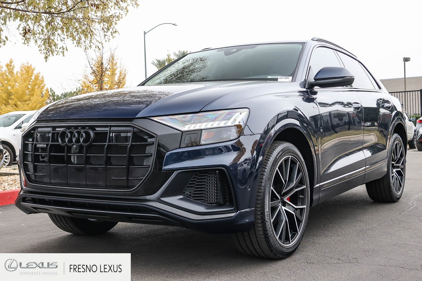 Used 2023 Audi Q8 Premium Plus w/ Premium Plus Package image 3