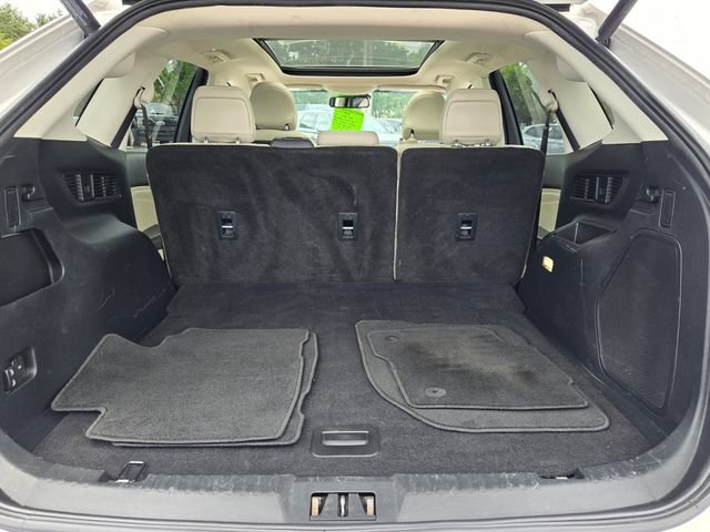 Used 2018 Ford Edge Titanium w/ Equipment Group 302A FWD image 13