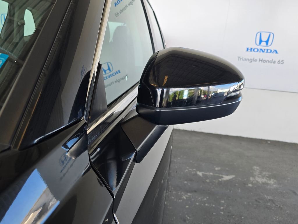 Used 2023 Honda CR-V LX image 19