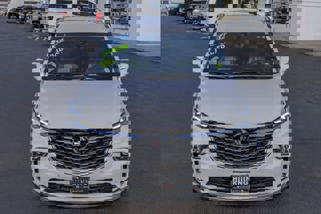 Used 2024 Buick Enclave Premium image 30