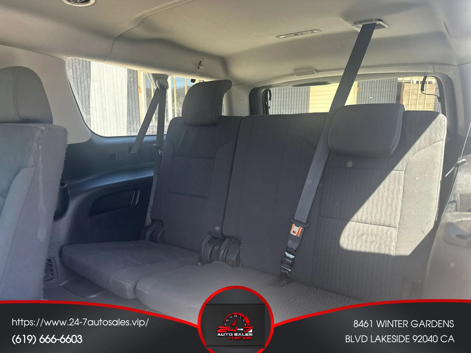 Used 2019 Chevrolet Suburban LS w/ All-Season Package RWD image 13