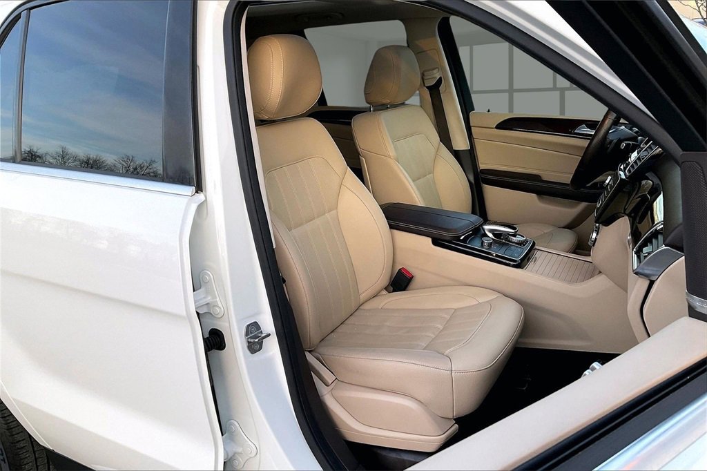 Used 2018 Mercedes-Benz GLE 350 4MATIC image 28