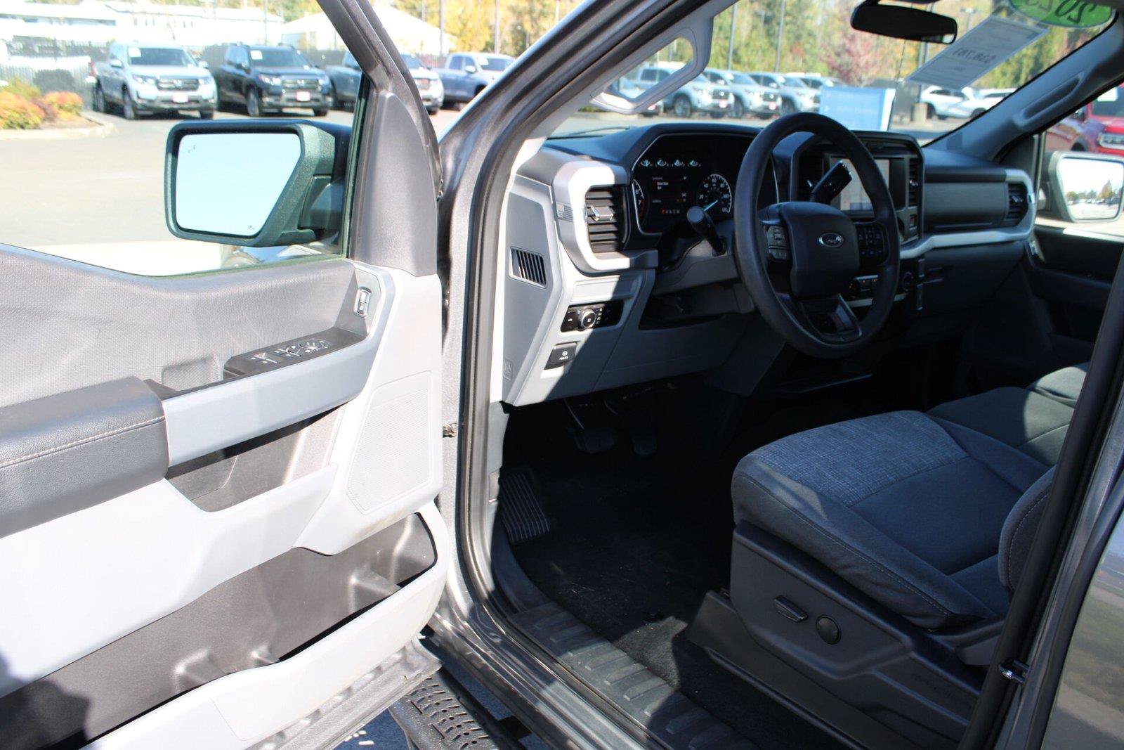 Used 2023 Ford F150 XLT AWD/4WD image 18