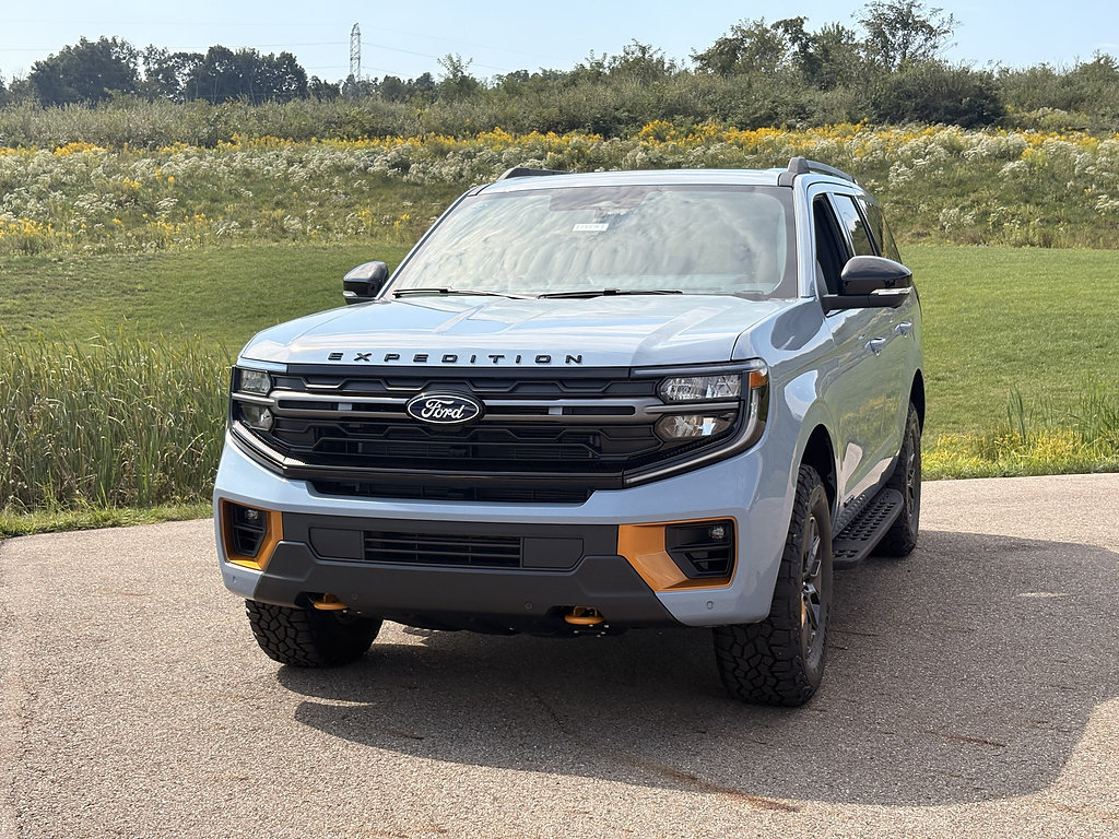New 2027 Ford Expedition Tremor AWD/4WD image 1