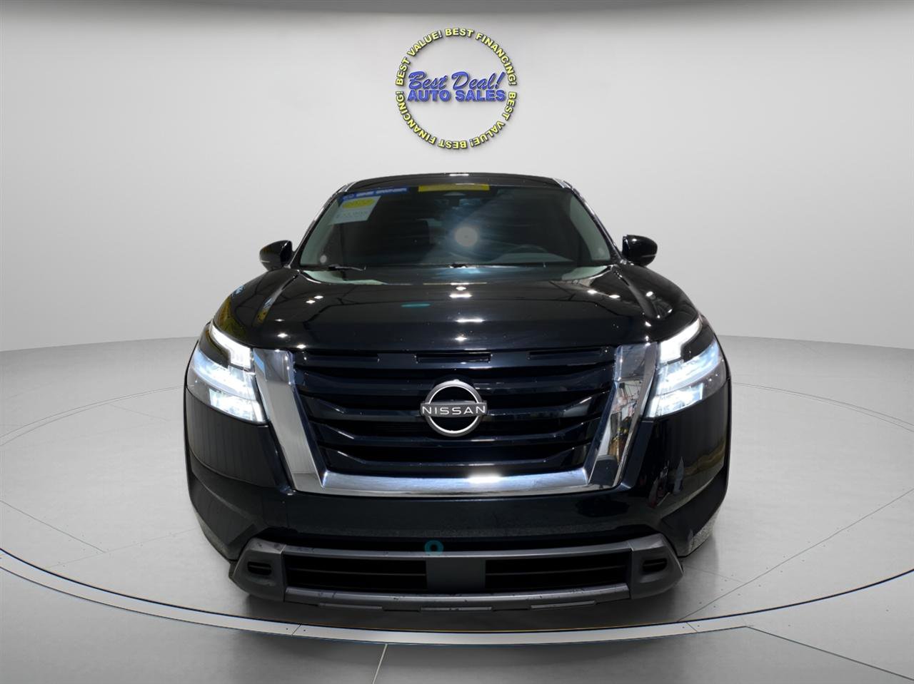 Used 2022 Nissan Pathfinder S image 5