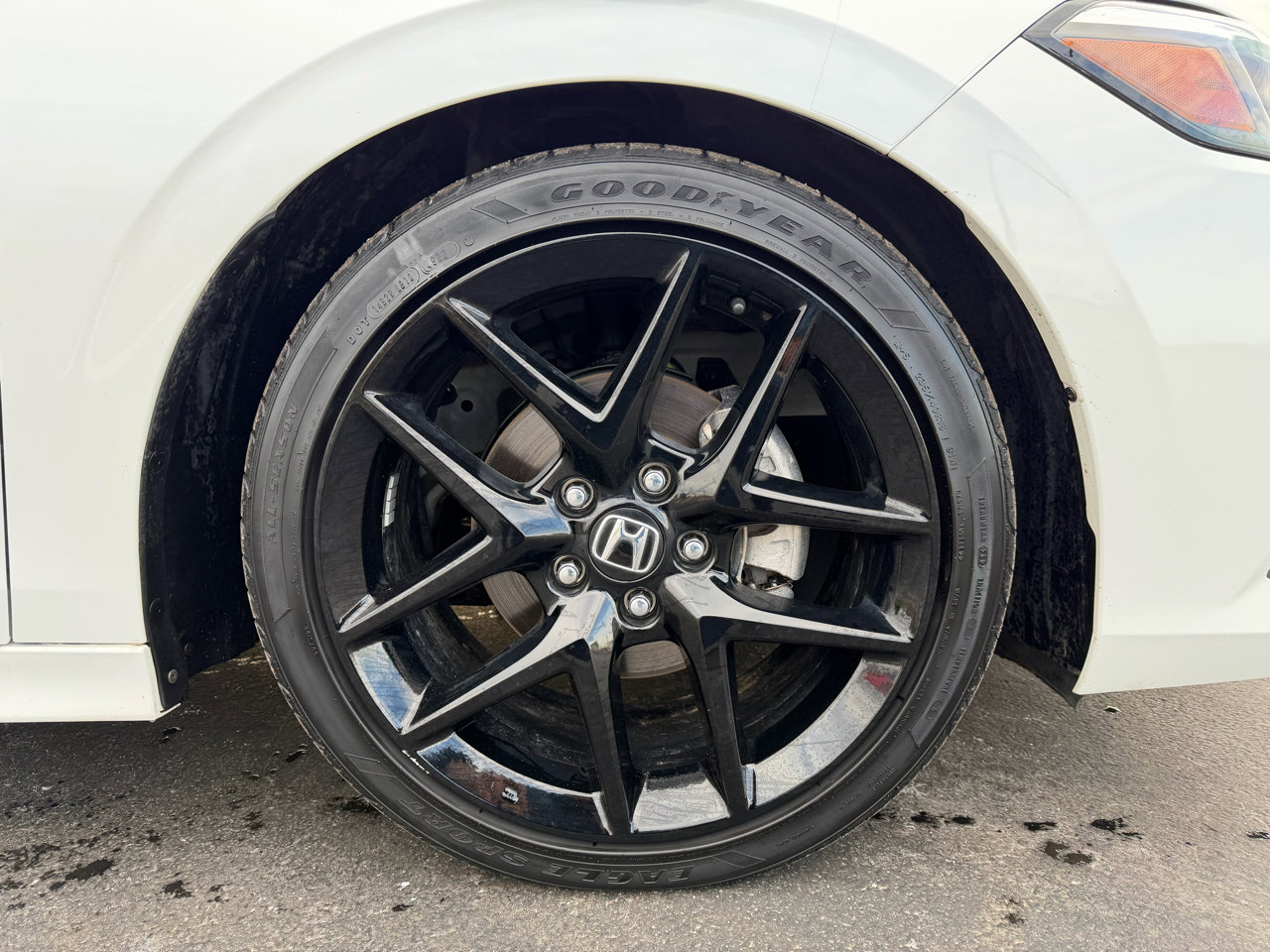 Used 2023 Honda Civic Sport image 25