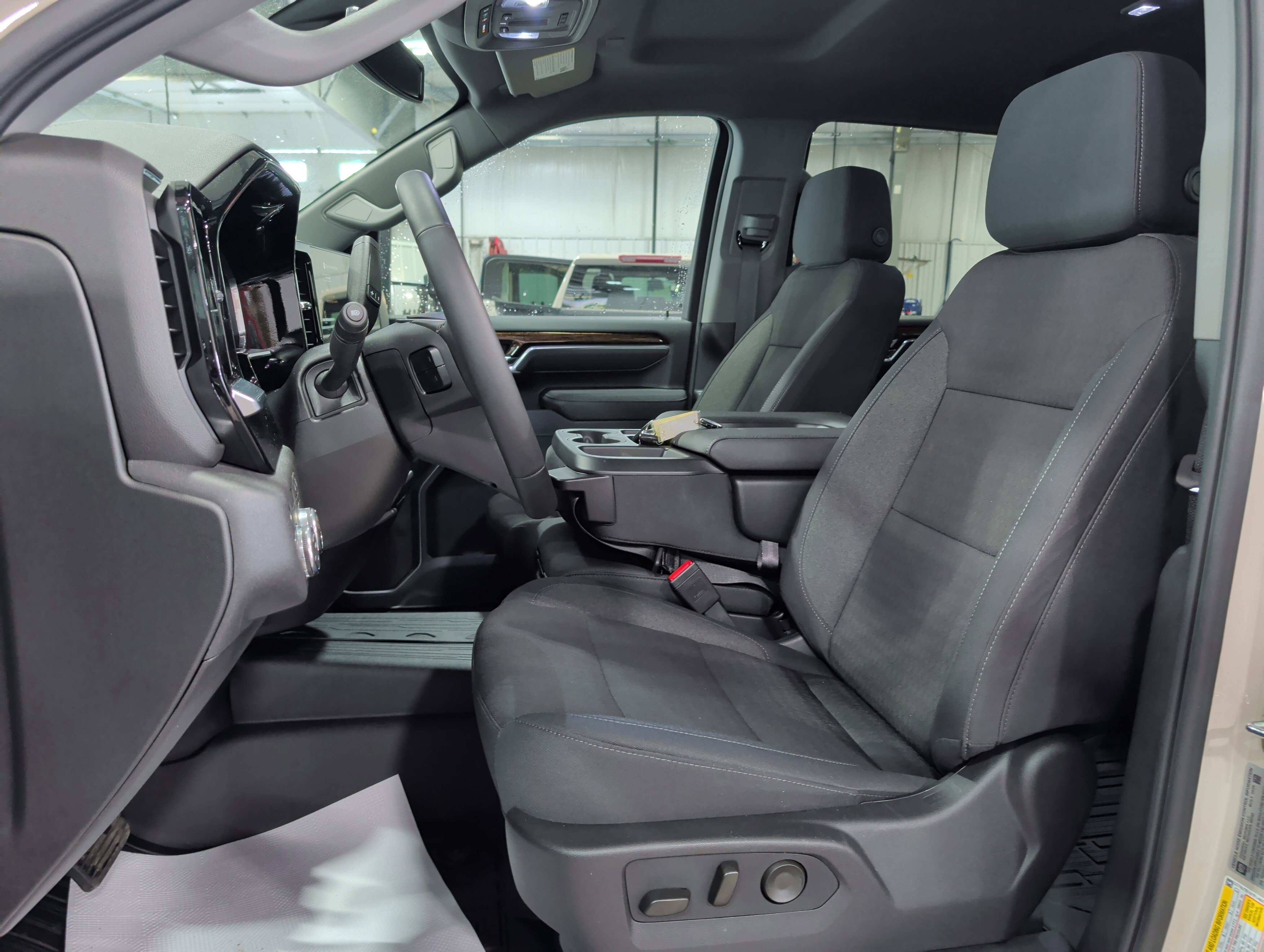 Used 2026 GMC Sierra 3500 SLE w/ SLE Value Package AWD/4WD image 7