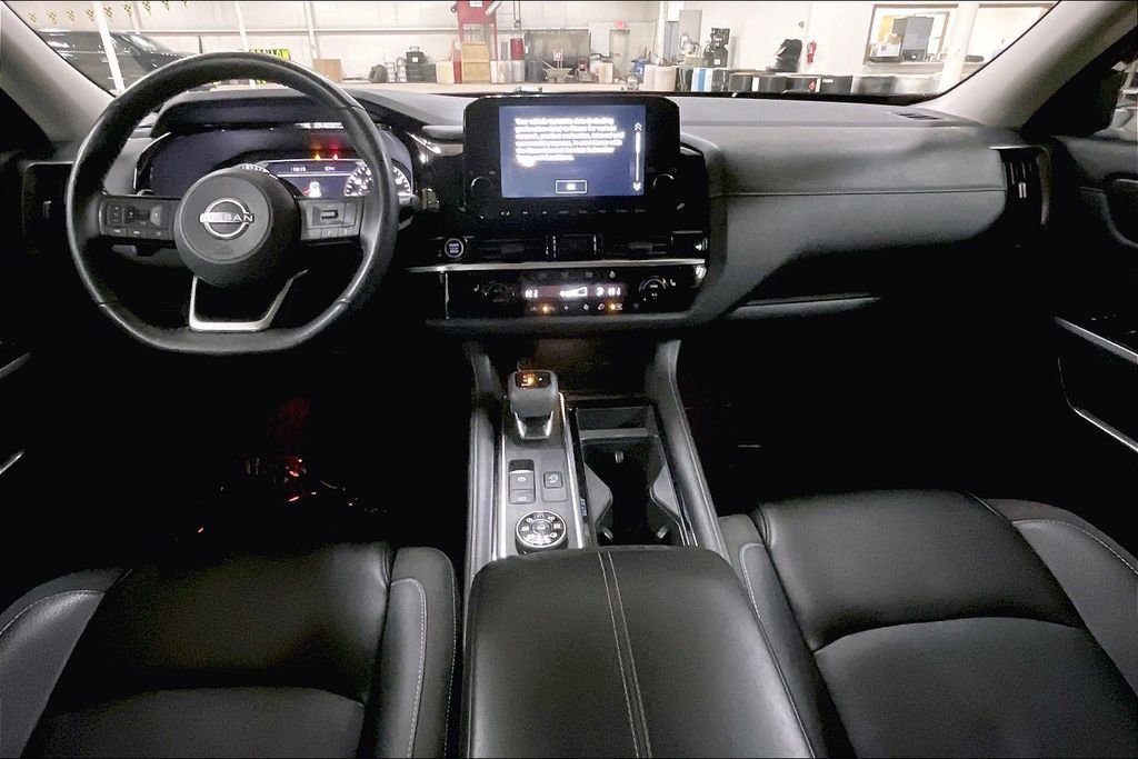 Used 2023 Nissan Pathfinder SL image 14