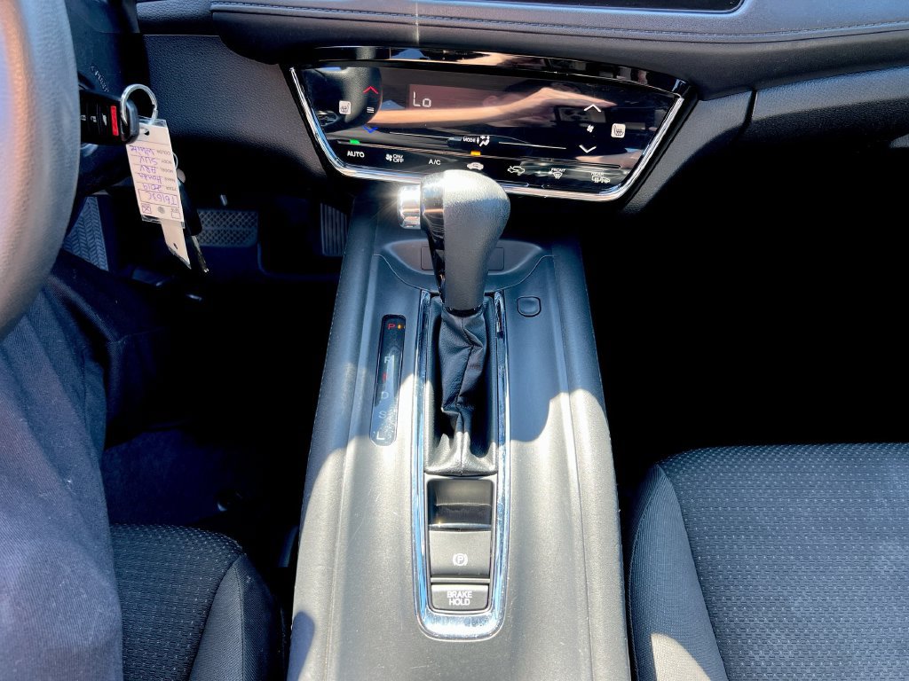 Used 2019 Honda HR-V LX image 14