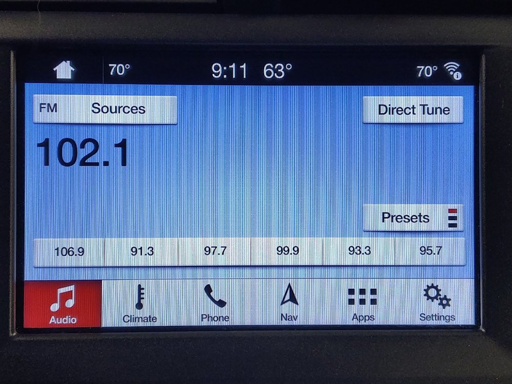 Used 2019 Ford Fusion SEL FWD image 25