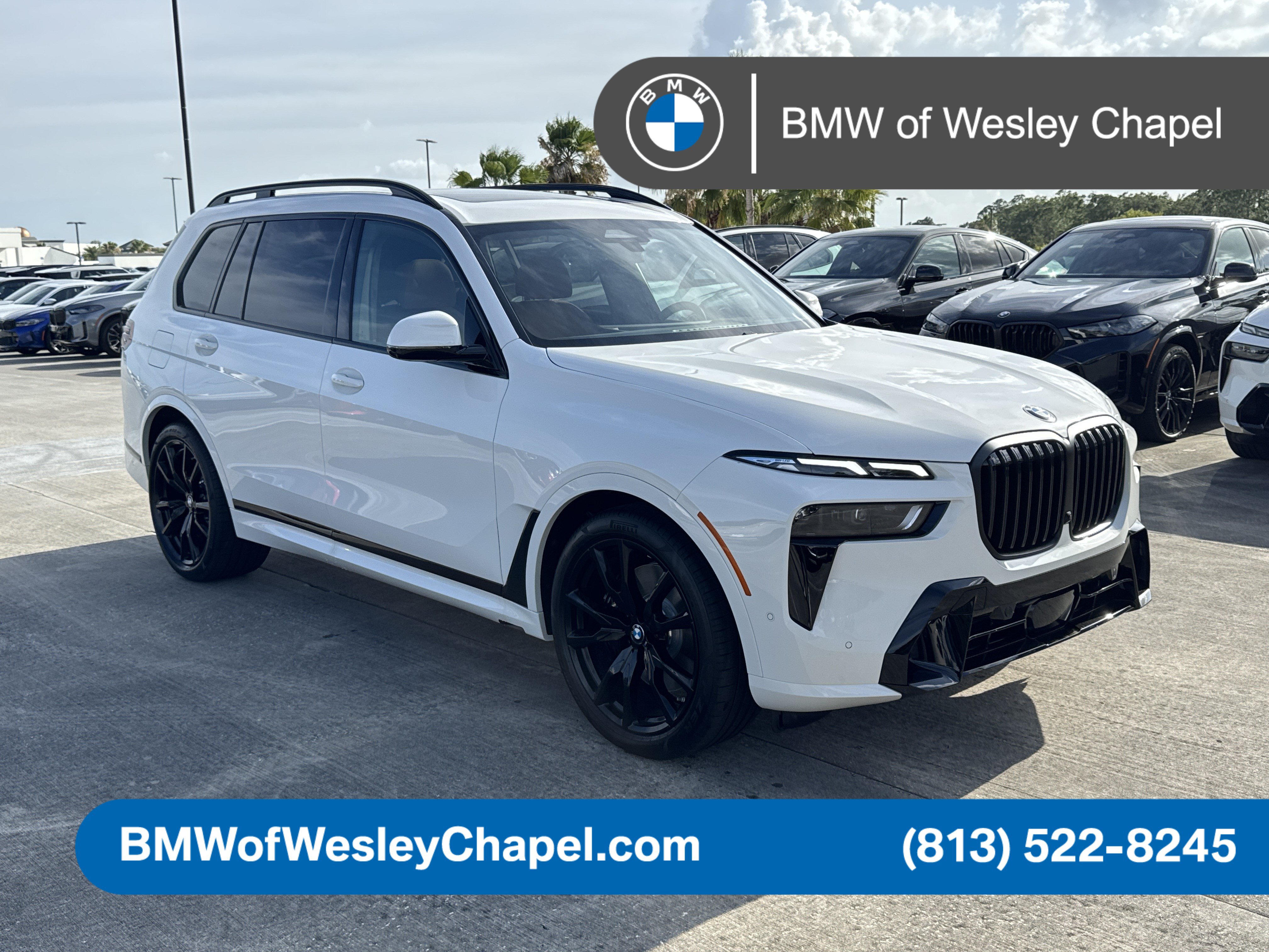 New 2027 BMW X7 xDrive40i w/ M Sport Package AWD/4WD image 1