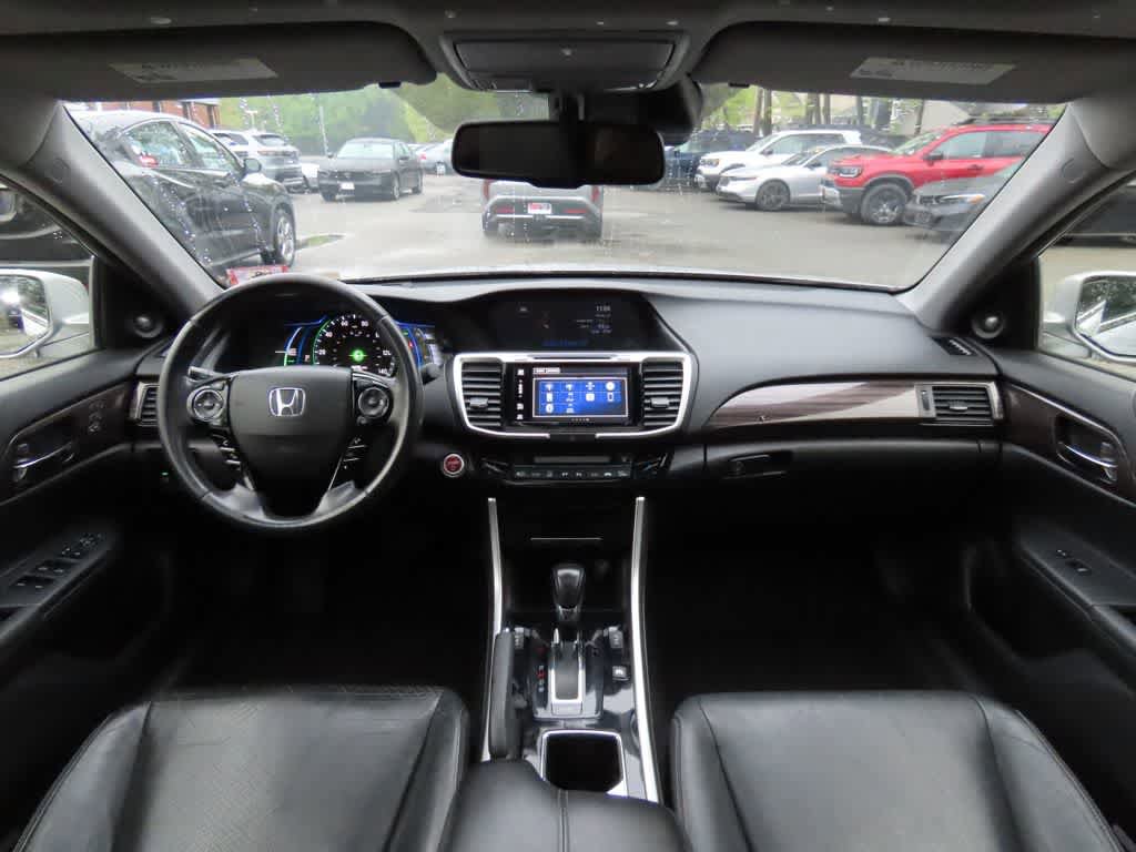 Used 2017 Honda Accord EX-L image 18