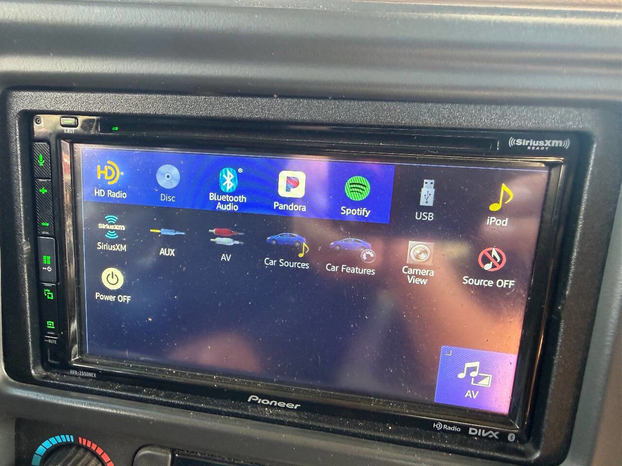 Used 2005 Chevrolet Silverado 2500 LT w/ Heavy-Duty Power Package image 40