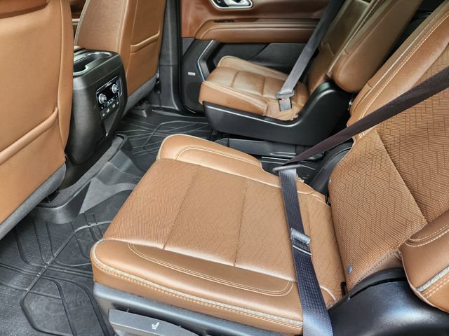 Used 2023 Chevrolet Tahoe High Country w/ Advanced Technology Package AWD/4WD image 31