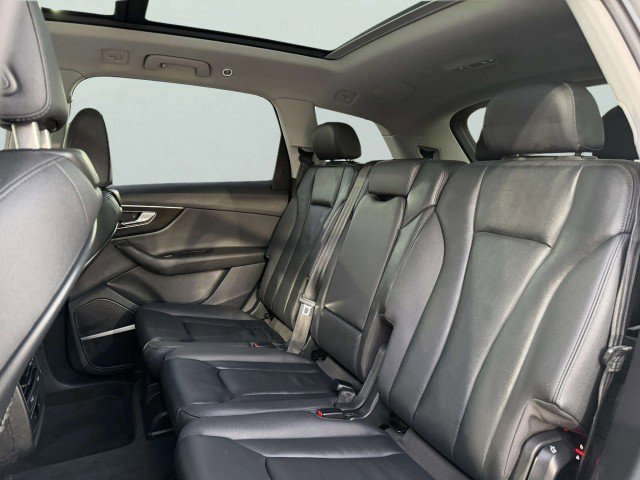Used 2022 Audi Q7 2.0T Premium Plus AWD/4WD image 35