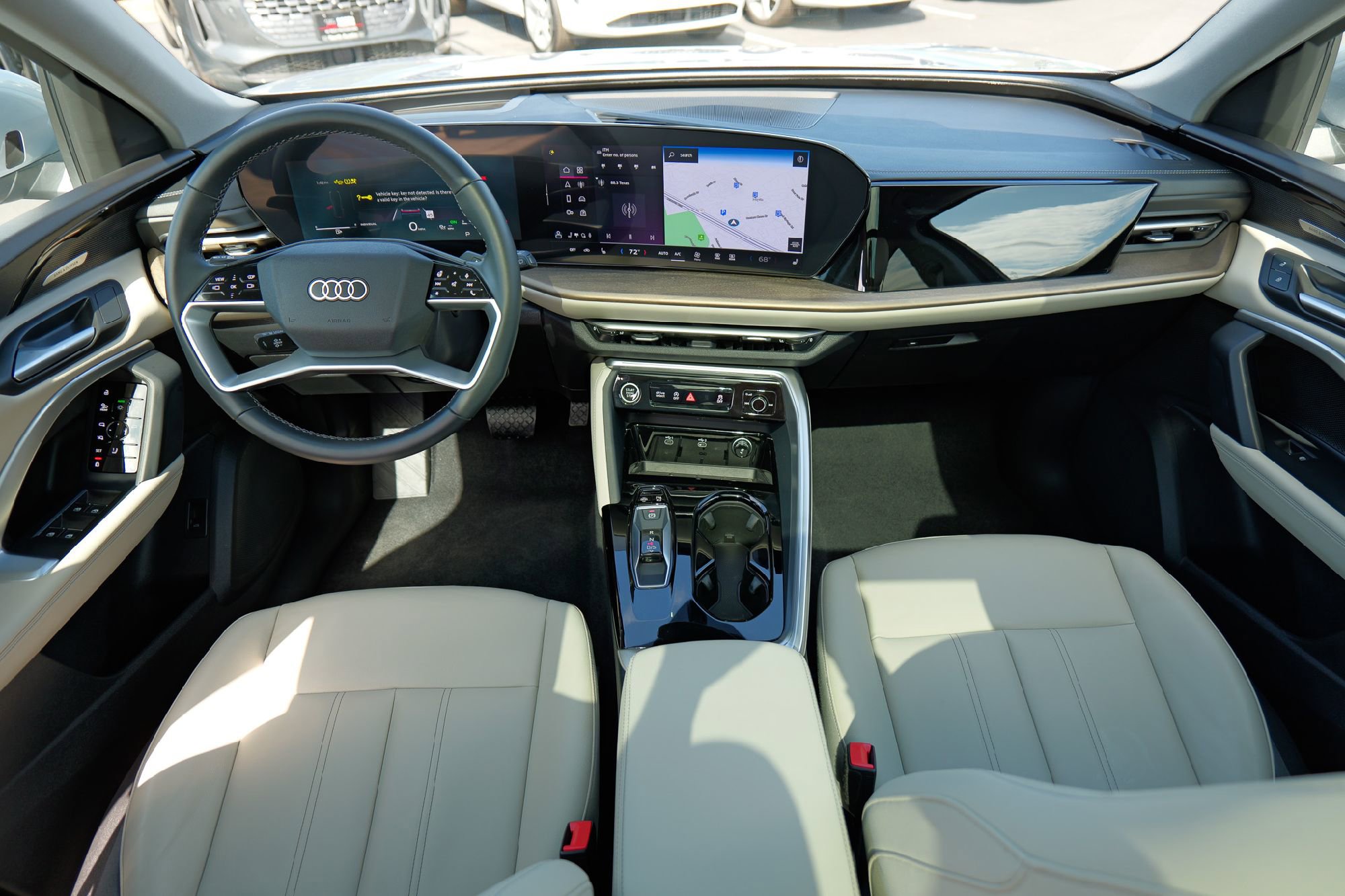 Used 2025 Audi Q5 Premium Plus w/ Premium Plus image 30