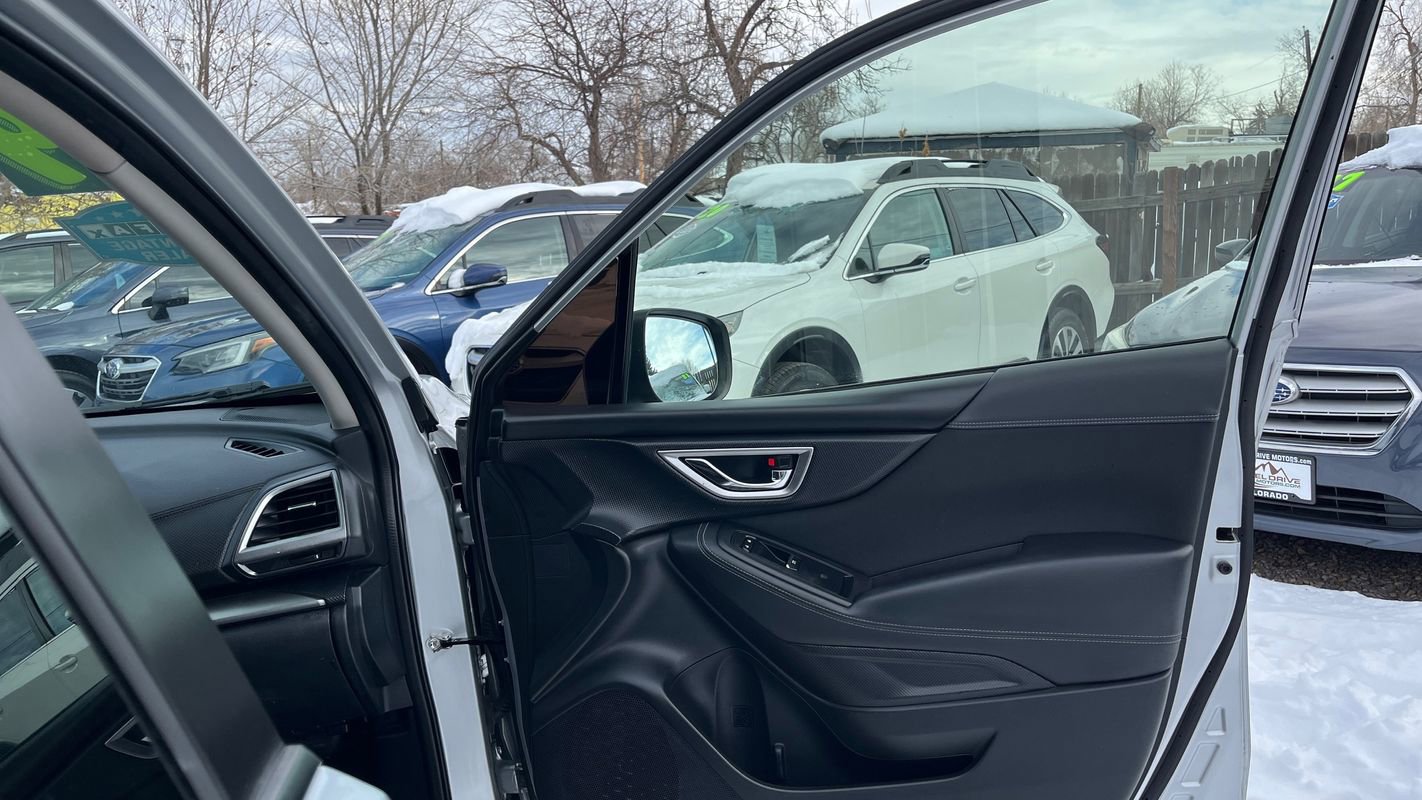 Used 2019 Subaru Forester Premium image 11