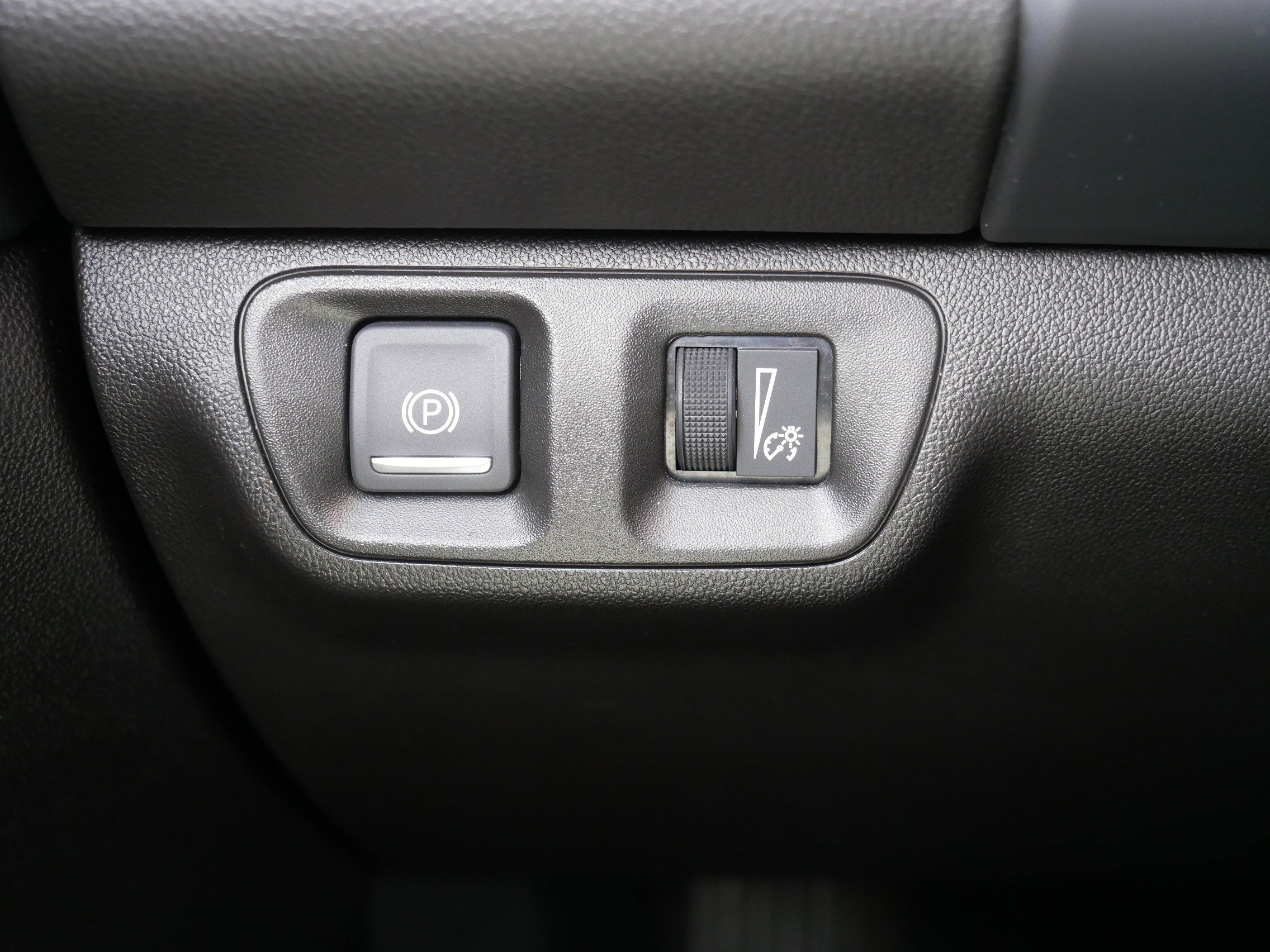 Used 2022 GMC Acadia SLE w/ Driver Convenience Package AWD/4WD image 26