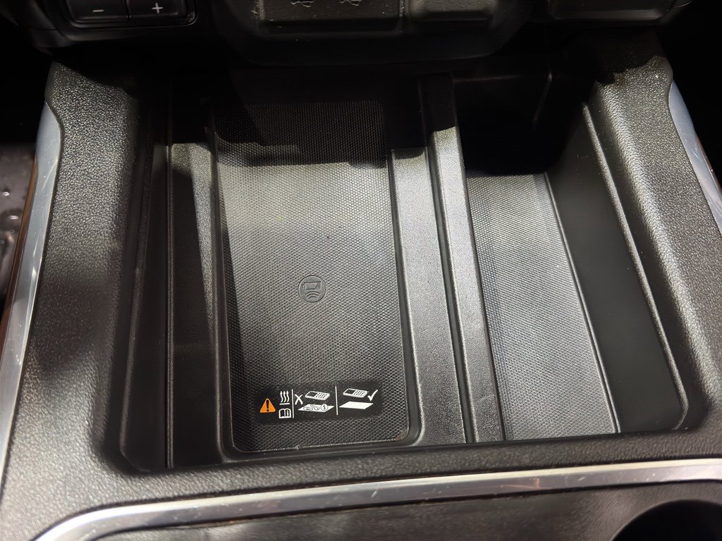 Used 2021 GMC Sierra 3500 SLT w/ SLT Preferred Package image 33