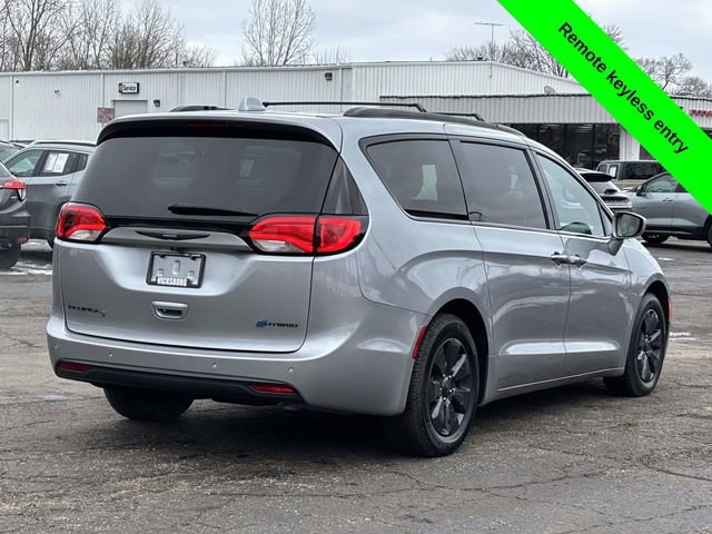 Used 2019 Chrysler Pacifica Touring-L w/ S Appearance Package image 35