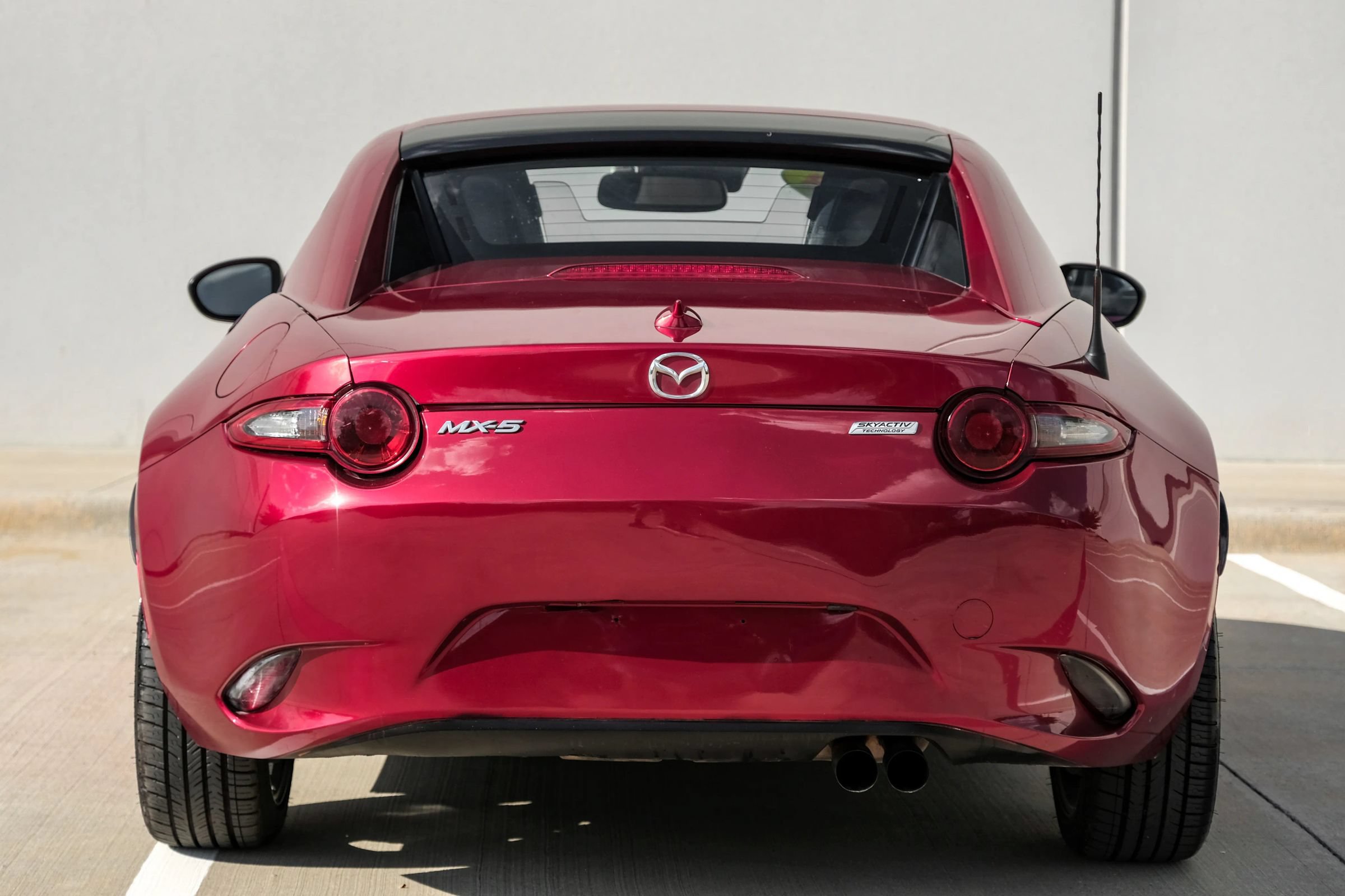 Used 2018 MAZDA MX-5 Miata RF Grand Touring RWD image 5