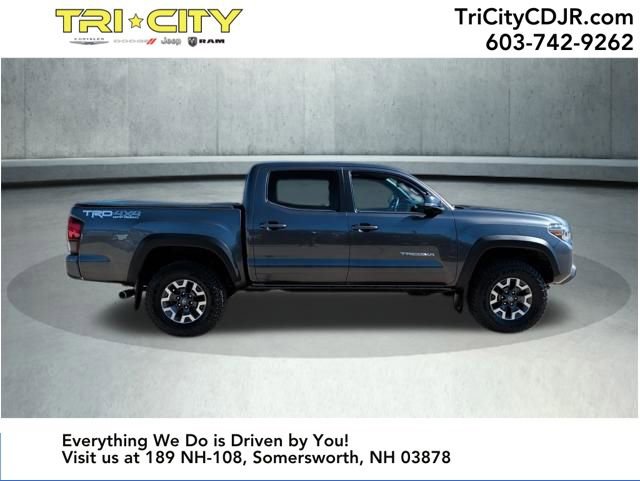 Used 2018 Toyota Tacoma TRD Off-Road w/ Technology Package image 6