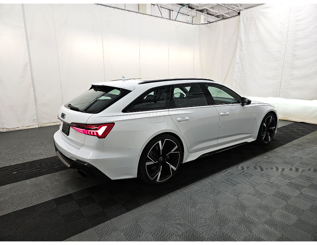Used 2022 Audi RS 6 AWD/4WD image 6