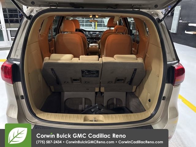 Used 2016 Kia Sedona LX w/ LX Convenience Package image 32