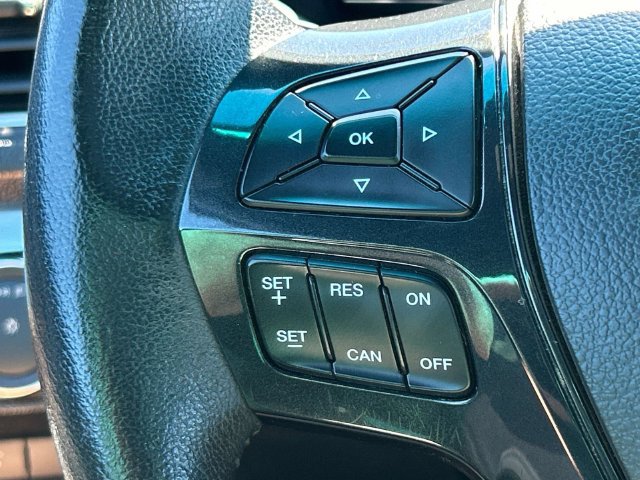 Used 2016 Ford Explorer XLT w/ Equipment Group 201A AWD/4WD image 32