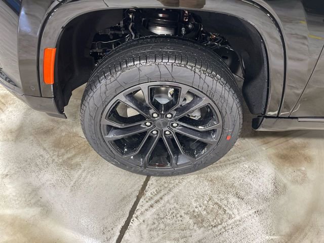 New 2026 Jeep Grand Wagoneer Summit image 10