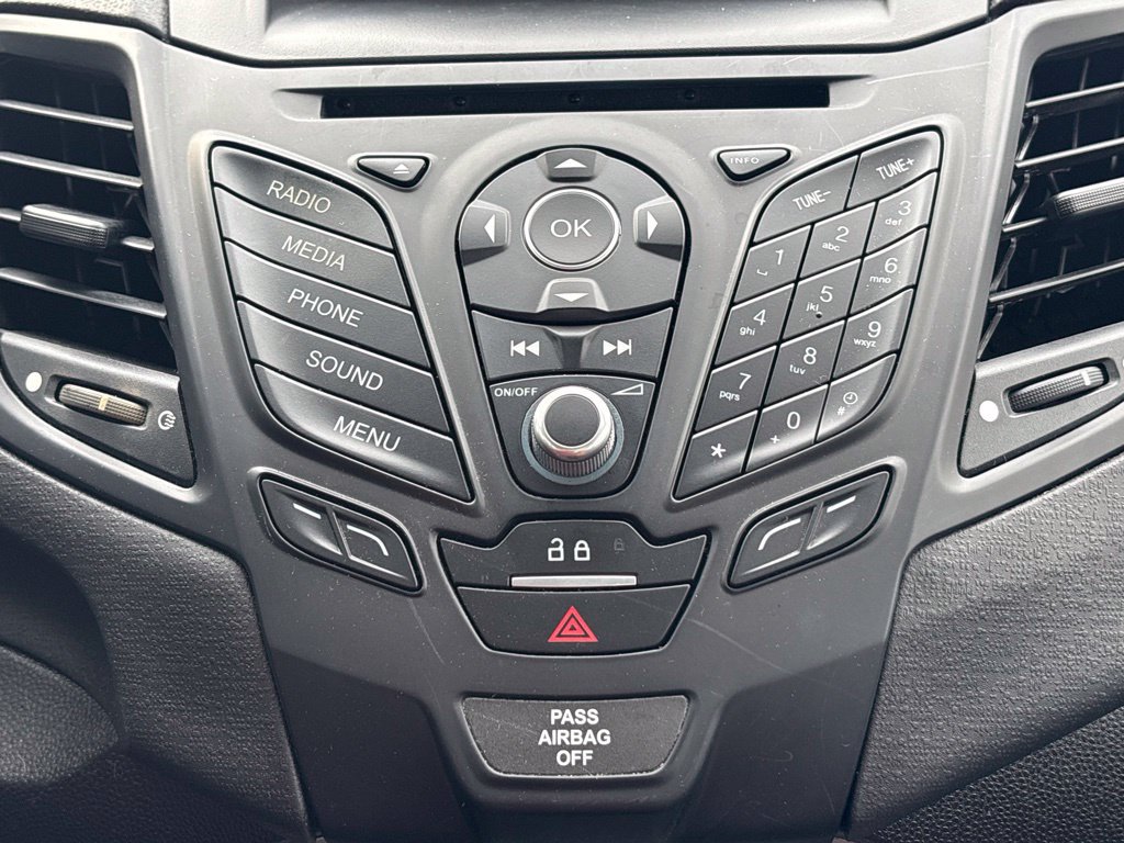 Used 2017 Ford Fiesta SE FWD image 24