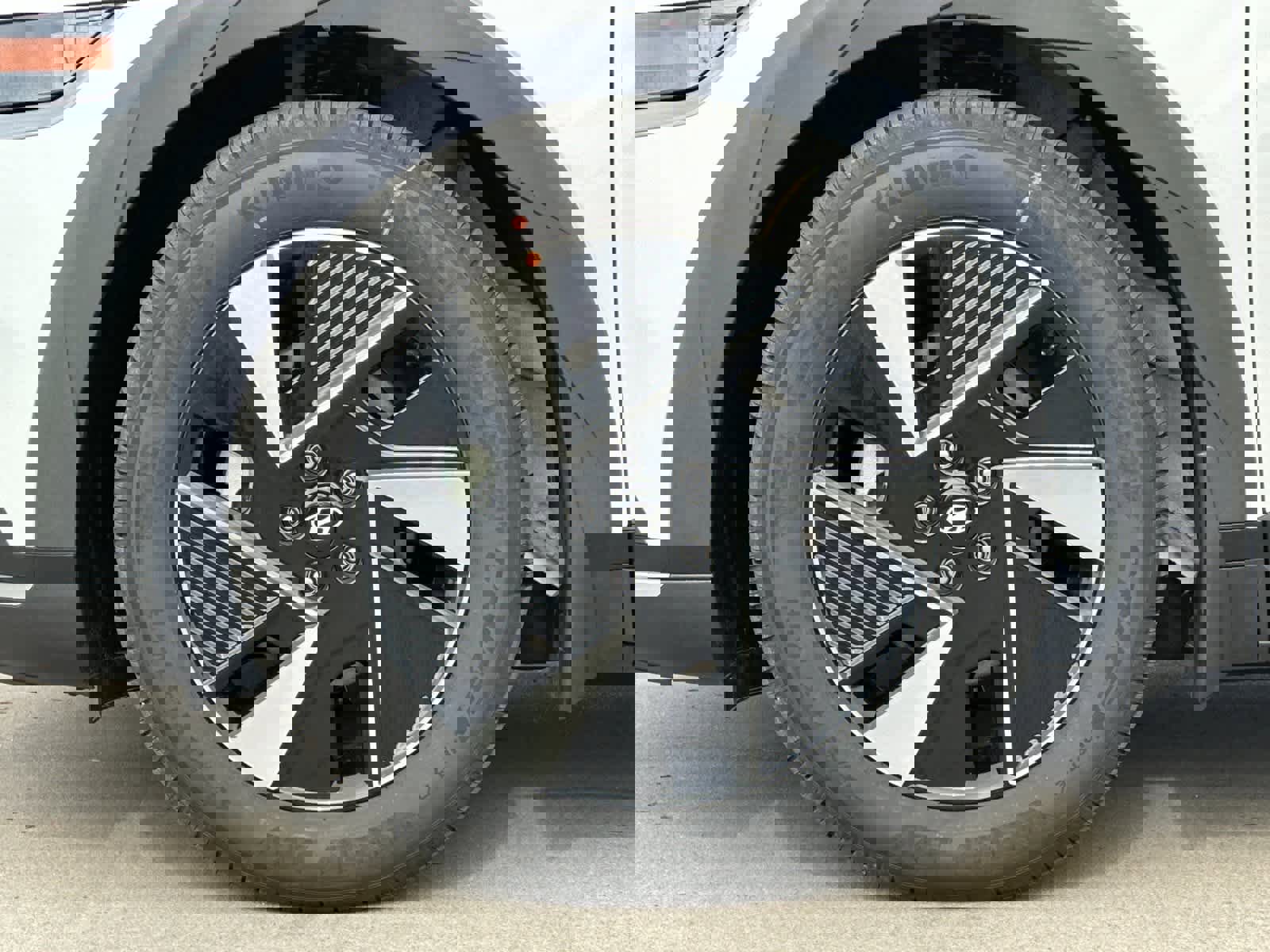 New 2026 Hyundai Ioniq 5 SE image 26