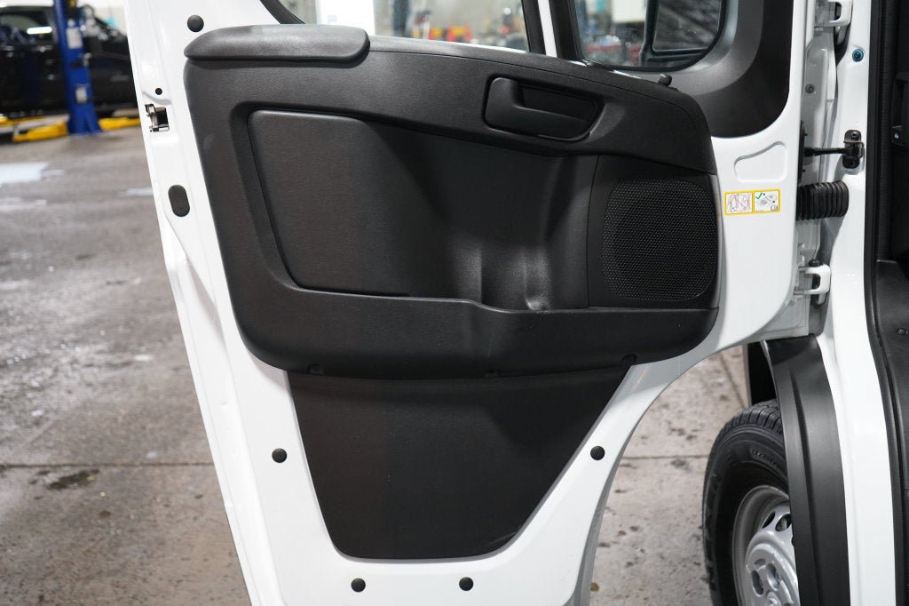 Used 2025 RAM ProMaster 1500 w/ Convenience Group FWD image 16